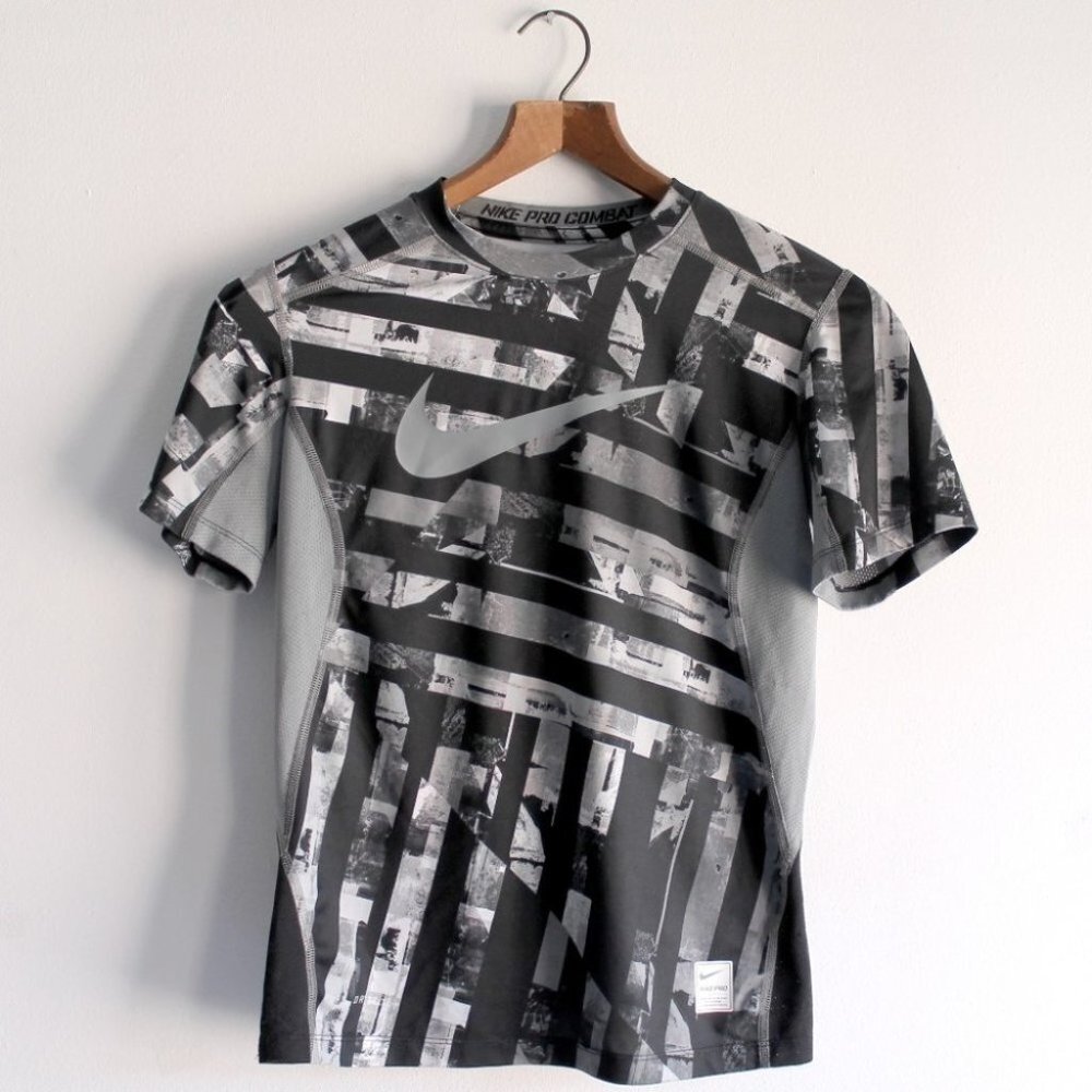 🧚‍♀️ 3/$40 NIKE DRI-FIT Women's Top Print  Gray T-Shirt